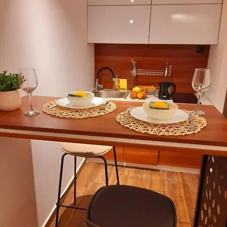 Limone Apartment